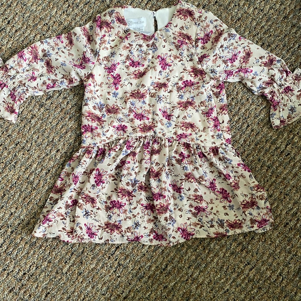 Girls long sleeved top
